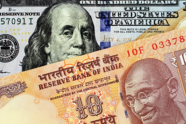 USD/INR Membukukan Kenaikan Moderat Mengikuti Data IMP India