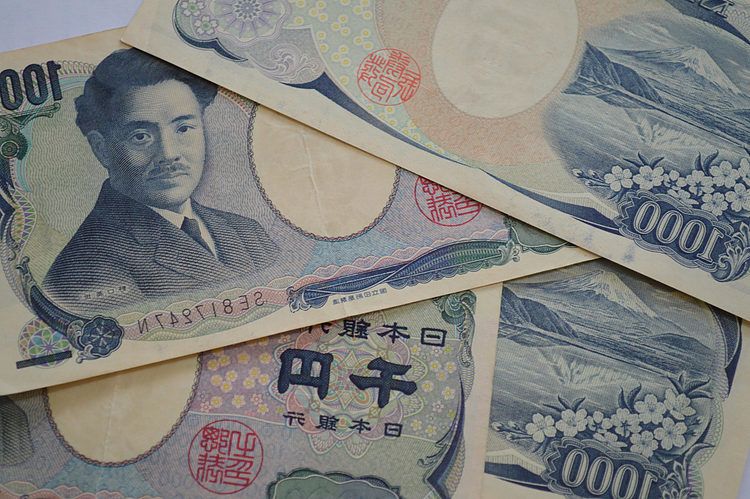 USD/JPY weakens below 162.00 as traders await US CPI data