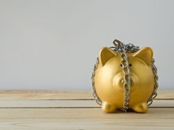 老铺黄金(06181)股东将股票存入中信建投(国际)证券 存仓市值28.75亿港元
