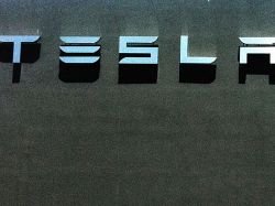 英国电动车市强势反弹 特斯拉(TSLA.US)6月销量激增14%
